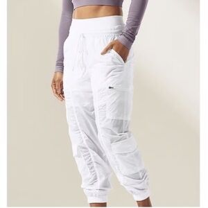 NEW Athleta Parachute Cargo Joggers Sheer White Light Airy Water Repellent Pant